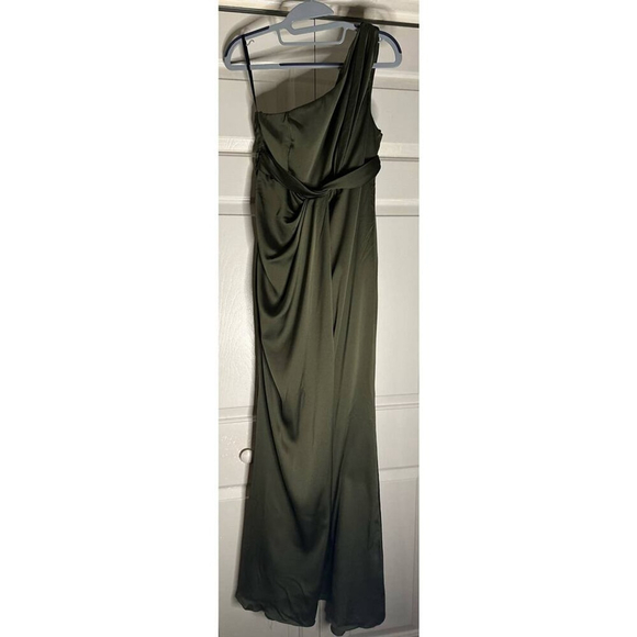 NWT DESSY COLLECTION One-Shoulder Satin Gown SZ 4 - Picture 3 of 5